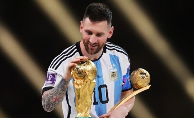 Аржентинската футболна звезда Лионел Меси изпрати 2022 година с думите