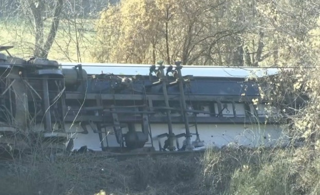 Лоша инфраструктура е вероятната причина за дерайлирането на влака което