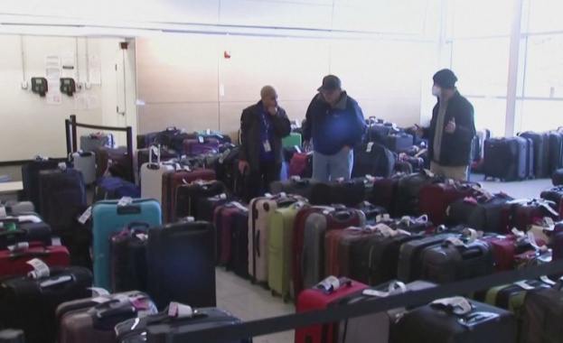 След дни на хаос и отменени полети и след като