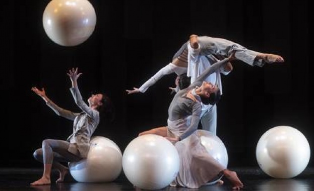 Балет „Арабеск“ изнася новогодишна галавечер в Музикалния театър