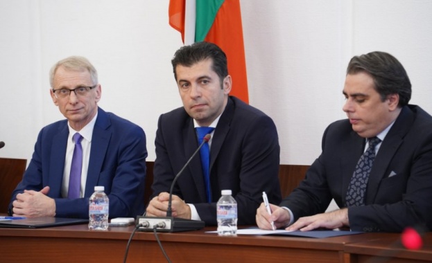 Продължаваме Промяната днес внесе в деловодството на парламента проект на