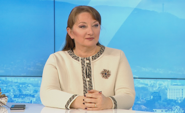 В предаването Още от деня по БНТ Деница Сачева каза