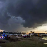 Торнадо причини значителни разрушения в Мисисипи