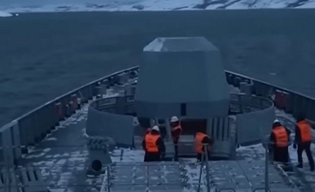 Руски военен кораб въоръжен с хиперзвукови крилати ракети проведе учения