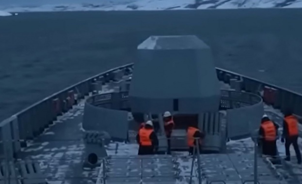 Руски военен кораб въоръжен с хиперзвукови крилати ракети проведе учения