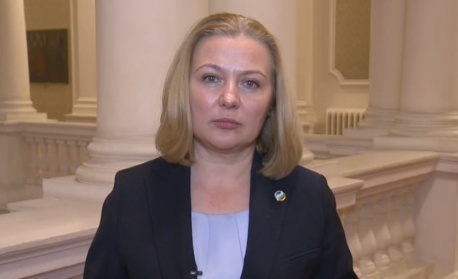 Надежда Йорданова: В това НС мнозинството е голямо, но държавният знак на Република България е гербът, а не логото на „Прогресивна България"