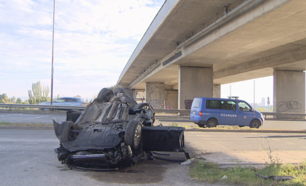 Двама полицаи от Шесто районно управление са уволнени дисциплинарно заради