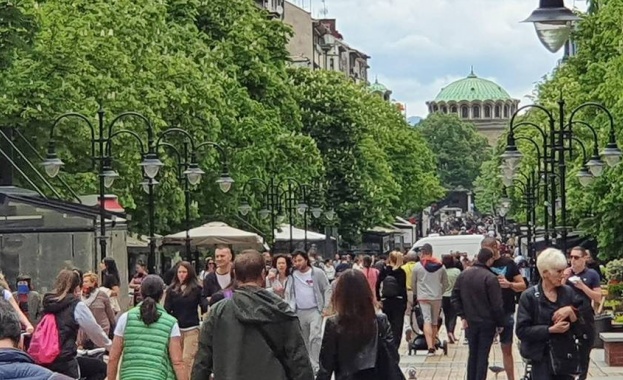 Само 49 на сто от анкетираните българи смятат членството ни