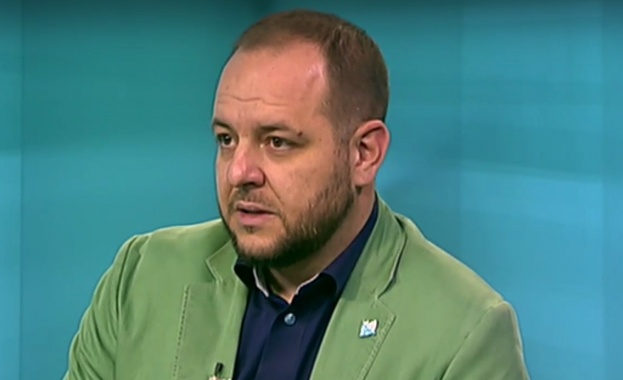 Борислав Сандов: За 3 години кражбите на вода са за над 100 млн. лв. поради липсата на измерване на водите