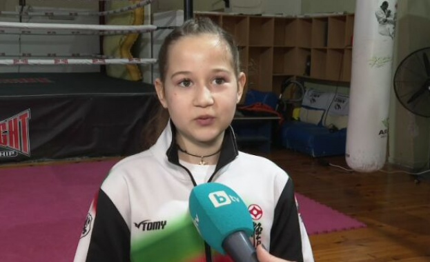 10 годишна ученичка от Бургас помогна за задържането на шофьор в