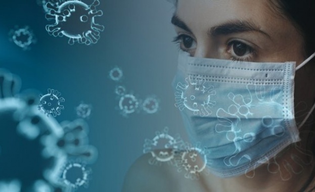 Лекарите в Гърция препоръчват да се носят предпазни маски на