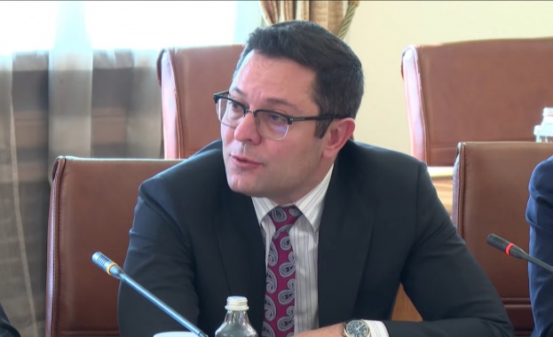 Когато влязохме в кабинета на Министерството на иновациите и растежа