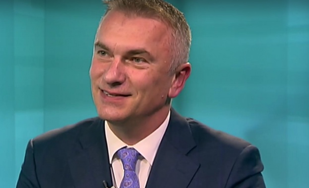 Има напрежение между Доган и Пеевски Разрив и разделение в