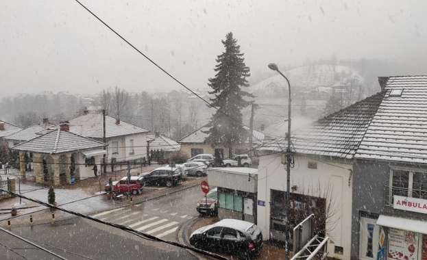 Синоптичната обстановка над Западните Балкани се усложнява предупреждава Meteo Balkans