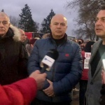 Депутати от БСП на протеста срещу опасния химически завод в Розовата долина