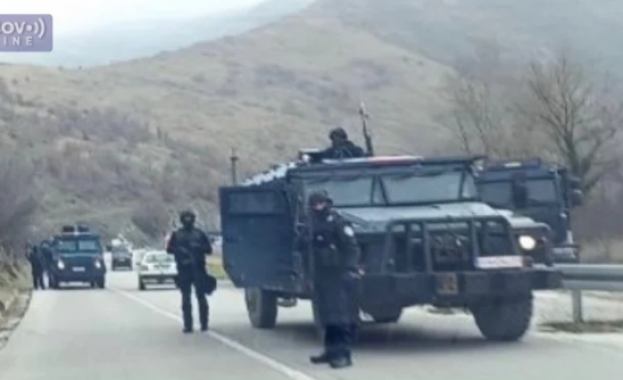 Войници от специалните части на косовската полиция РОСУ стреляха по