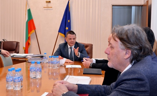 Стойността на ваучерите за храна на служителите на Български пощи