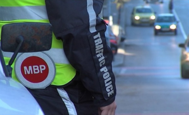 МВР установи в рамките на денонощие 22 водачи седнали зад