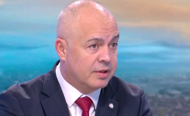 Георги Свиленски: Атанас Зафиров не може да регистрира БСП за парламентарните избори на 27 октомври Георги Свиленски: Атанас Зафиров не може да регистрира БСП за парламентарните избори на 27 октомври