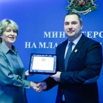 Министър Лечева се срещна с президента на Международната федерация по хокей на лед