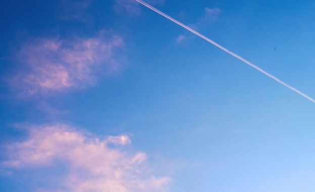 Двуместен изтребител F 4 на гръцките военновъздушни сили се е разбил