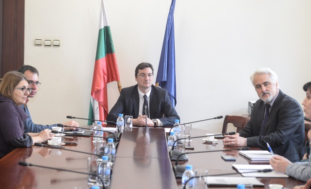 Министърът на правосъдието Крум Зарков се срещна с представители на