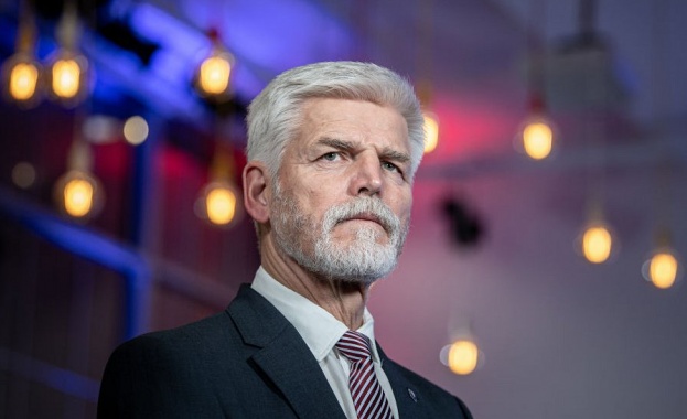 Новият президент на Чехия призова за преговори по украинския конфликт