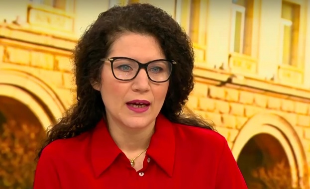 Константинова: Никой от нас не е женен за мястото и поста си, вече сме излъчвали трима кандидати за премиер