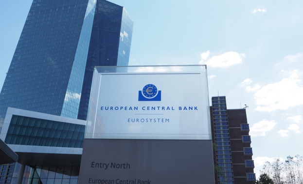 Европейската централна банка обяви в четвъртък че повишава трите си