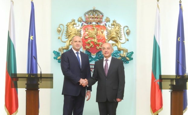 Второто служебно правителство с премиер Гълъб Донев встъпва в длъжност