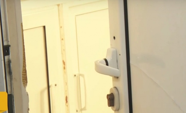 Агресия в Спешното приемно отделение в Кюстендил Мъж счупи врата