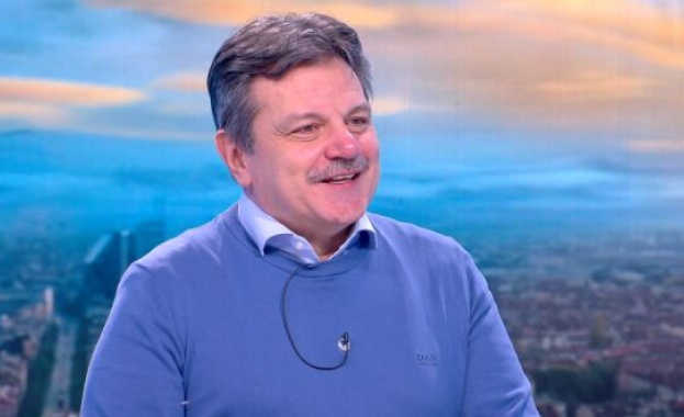 Триизмерността на партиите в нашия парламент може да бъде видяна