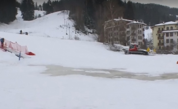 16-годишен скиор изскочи от пистата и се удари в дърво край Пампорово