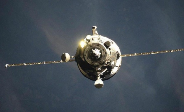 Руският товарен космически кораб Прогрес МС-20, който по-рано днес се