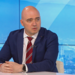 Министърът на туризма: Към момента няма данни за бедстващи българи в Турция