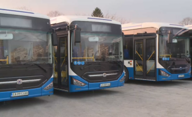 Кога варненци ще могат да ползват новите електробуси в града