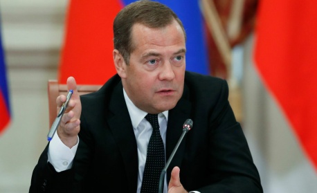 Медведев заяви, че трябва да се забрани на "чуждестранните агенти" да изкарват пари в Русия