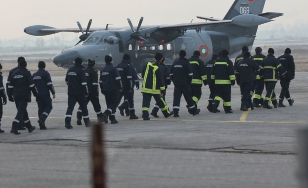 ВВС са извършили пет полета в помощ на спасителните дейности в Турция