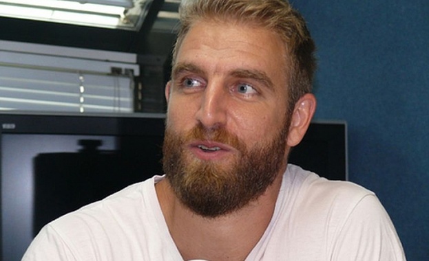 Все повече българи отварят сърцата си и вървим към едно