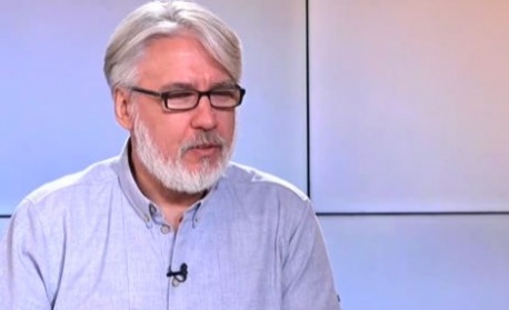Проф. Росен Стоянов: Българите, колкото и странно да прозвучи на мнозина, все по-добре се оправят без държавата