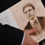 Показват тефтерчето на Левски в Националната библиотека