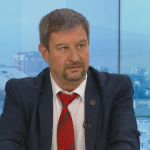 Юлиян Петров: Над 90% от работещите учители и служители в системата са готови да протестират заради бюджета за образование