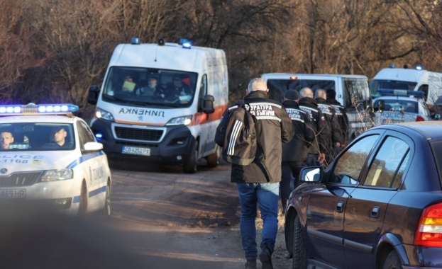 Седем арестувани и шестима обвинени един се издирва с европейска