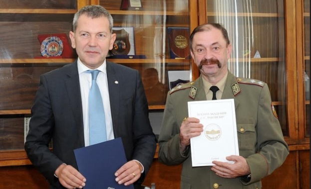 Министерство на електронното управление и Военна академия Г С Раковски