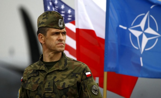 Според американското издание Politico Варшава се превръща в нов център