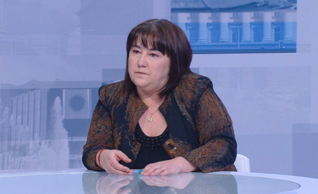 В предаването Още от деня по БНТ Росица Велкова каза