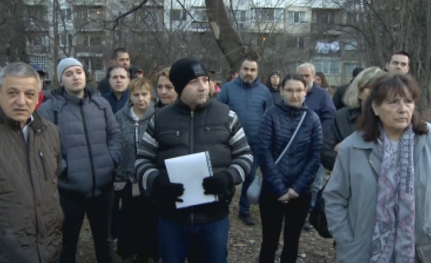 Инвестиционно намерение за строеж на 35 метрова сграда притеснява жителите на