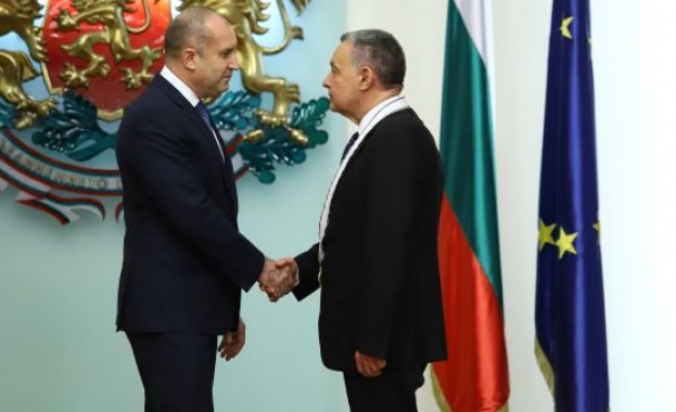 Държавният глава Румен Радев удостои посланика на Украйна у нас