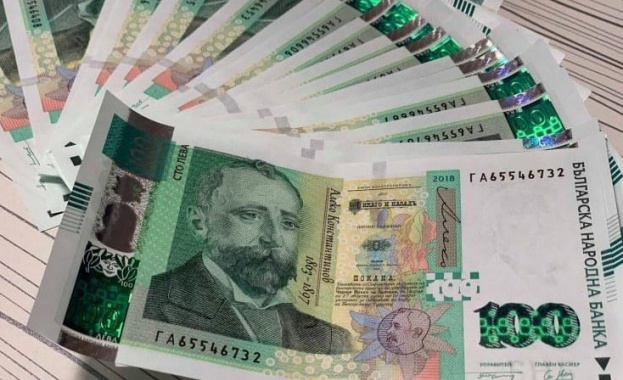 Около 30 40 процента от българите получават пари в плик Това