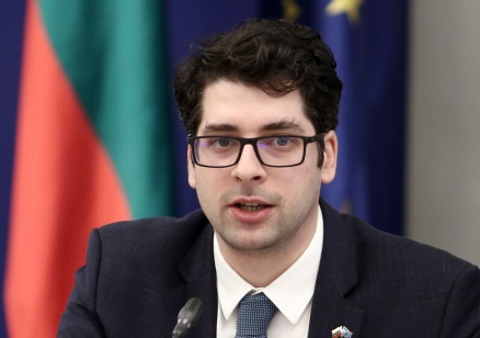 Вицепремиерът Пеканов: Кабинетът полага максимални усилия, за да получим останалата част от парите по ПВУ